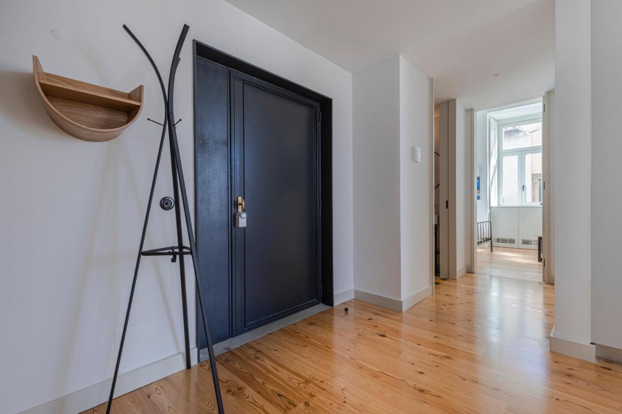 Glamorous 3Bdr Apartment In City Center By Lovelystay Lisbon Exterior photo