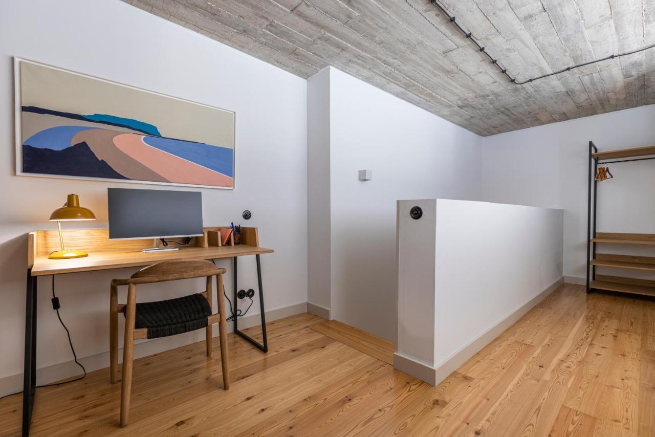 Glamorous 3Bdr Apartment In City Center By Lovelystay Lisbon Exterior photo